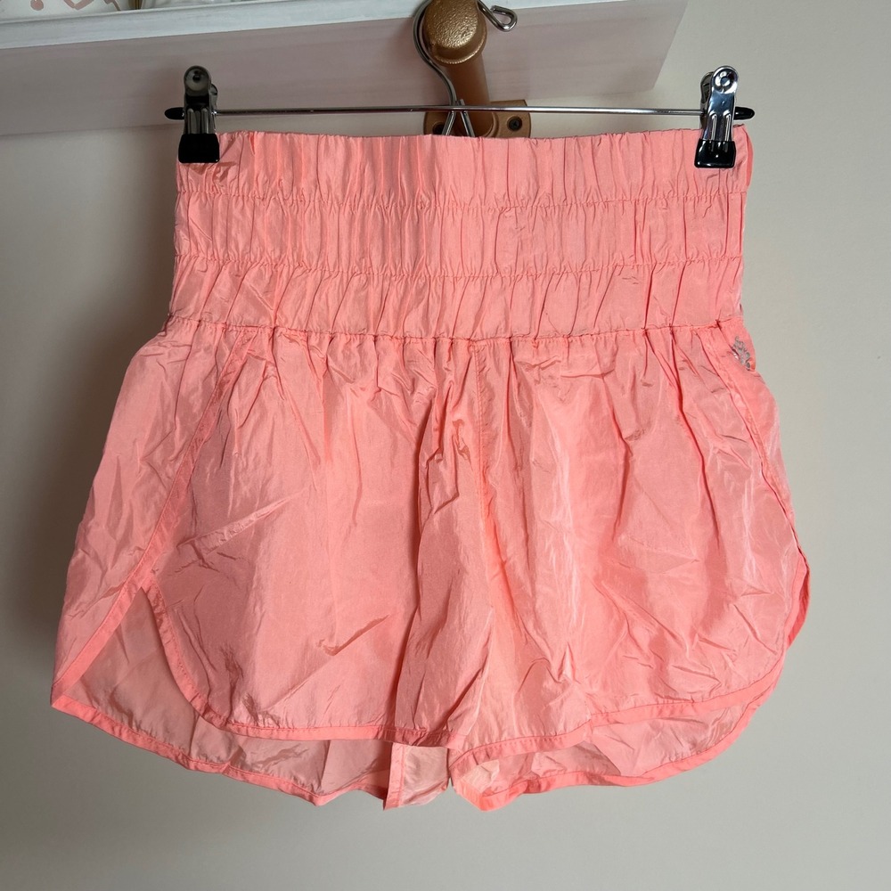 Free People Movement way home Peach Athletic Shorts Smocked Waist medium‎